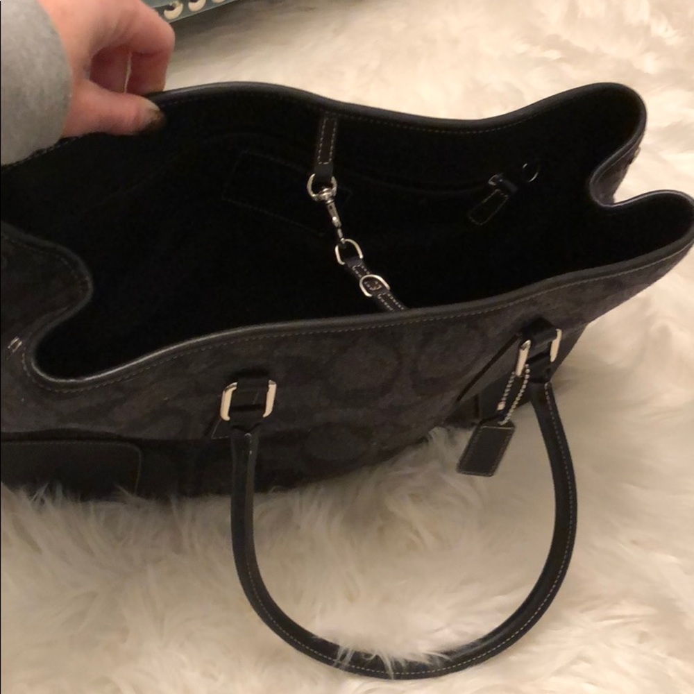 Coach purse - Picture 7 of 8